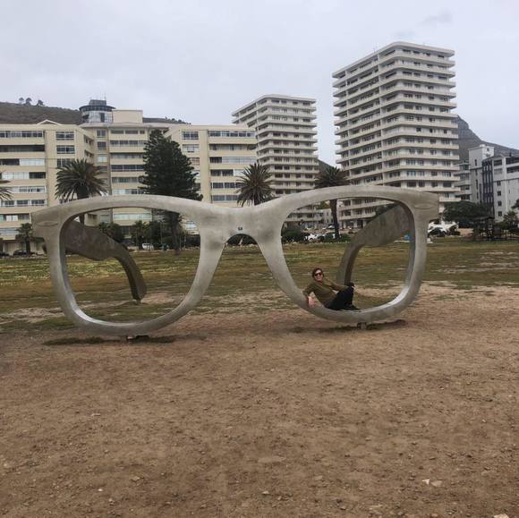 Meet your Posher, Danielle - Picture 1 of 1